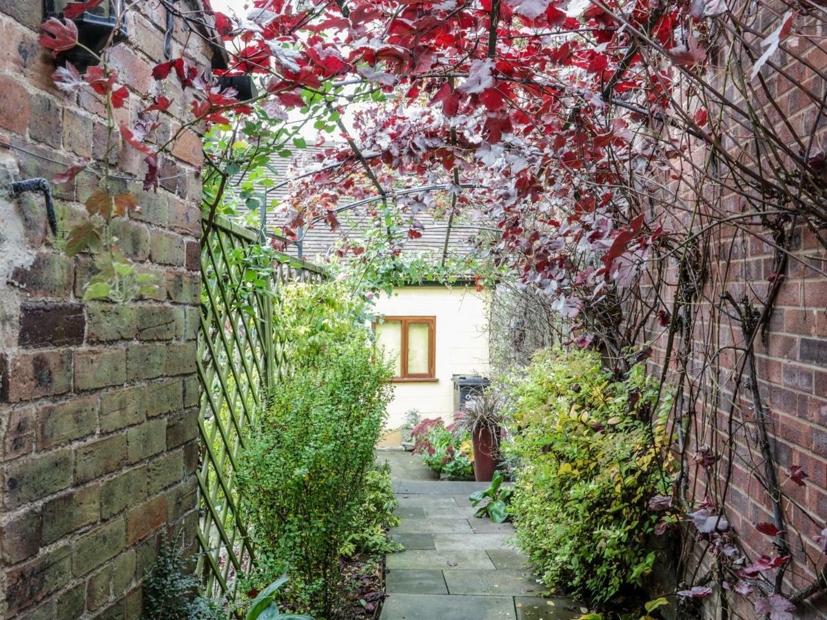 Wash House Cottage Much Wenlock Bagian luar foto